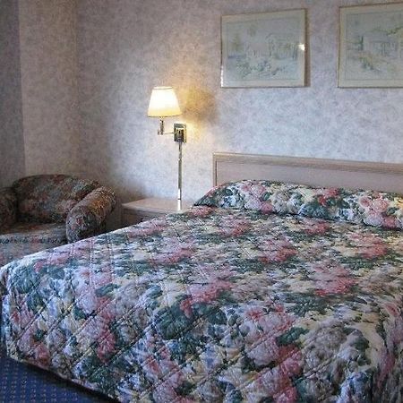 Nisei Inn Гардина Екстериор снимка